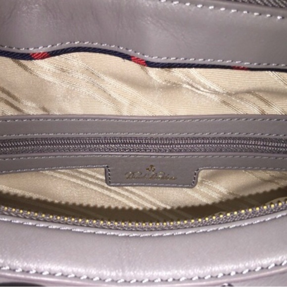 🩶BROOKS BROTHERS 🩶 EUC 🩶Grey Leather Quilted Handbag 🩶Beautiful Quality🩶 - Picture 4 of 6
